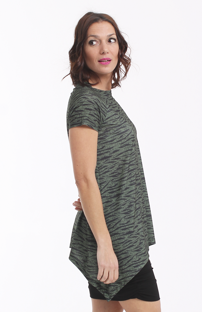 Top-KAMI-print-verde-negro-3.png