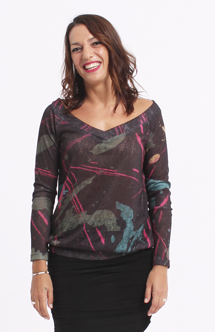 TOP VEKU trazos negro 1